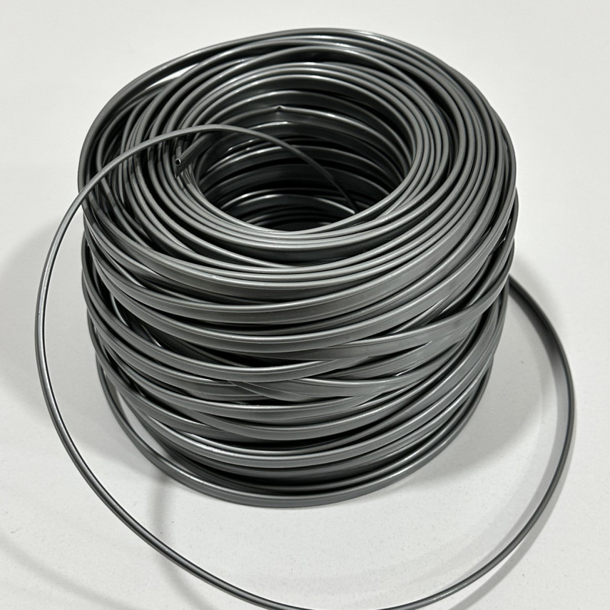 Кедер или кант пластиковый для сумок серебряный (100 метров) Кедер или кант пластиковый для сумок серебряный (100 метров)