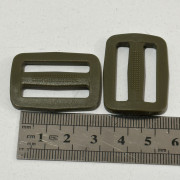 Пряжка перетяжка передвижка пластик 2,5 см хаки (100 штук) Пряжка перетяжка передвижка пластик 2,5 см хаки (100 штук)