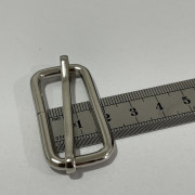 Перетяжка передвижка металл 4 см (40x16x3,9) никель (100 штук) Перетяжка передвижка металл 4 см (40x16x3,9) никель (100 штук)
